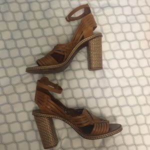 Tory Burch 4.25” heel summer sandal sz8.5 preloved